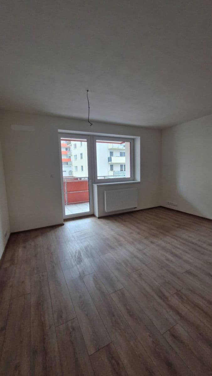 Pronájem bytu 2+kk 60 m², Chvalovka, Brno, Jihomoravský kraj Pronájem bytu 2+kk 60 m², Chvalovka, Brno, Jihomoravský kraj