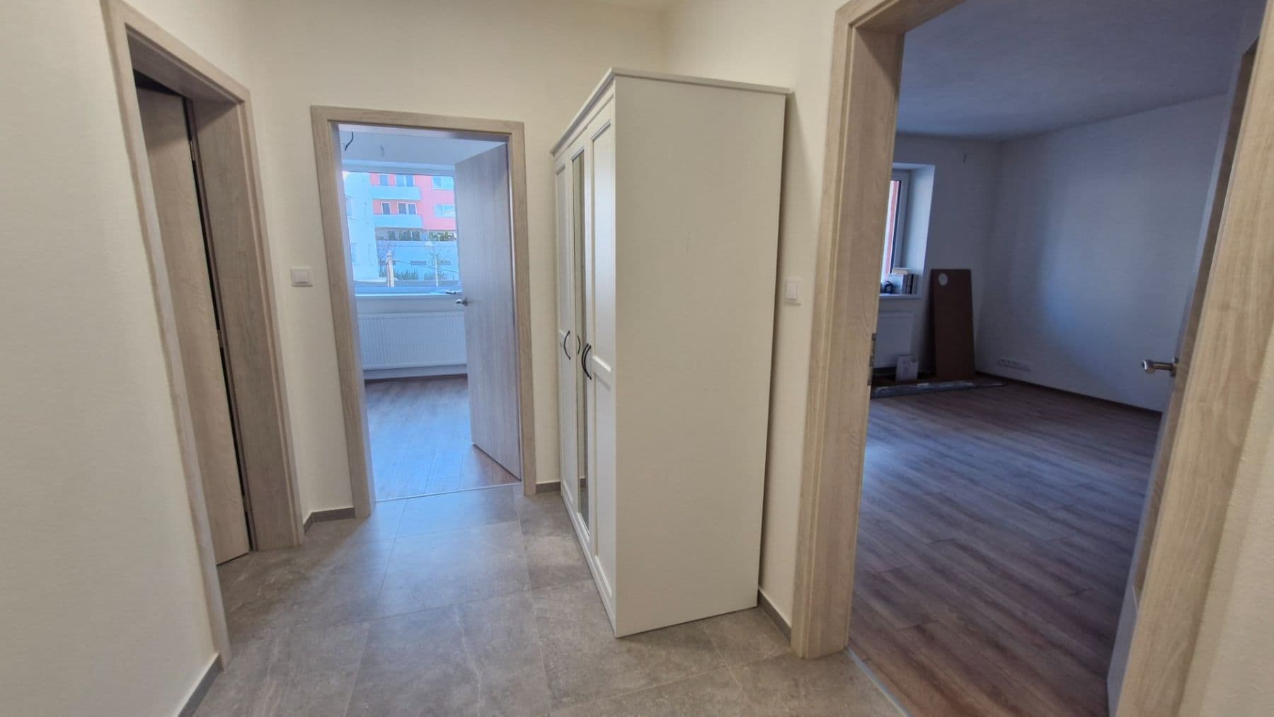 Pronájem bytu 2+kk 60 m², Chvalovka, Brno, Jihomoravský kraj Pronájem bytu 2+kk 60 m², Chvalovka, Brno, Jihomoravský kraj