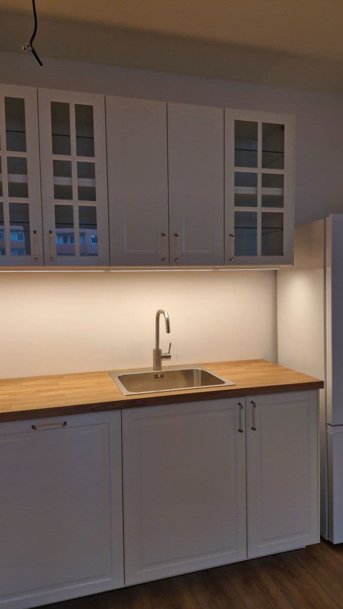 Pronájem bytu 2+kk 60 m², Chvalovka, Brno, Jihomoravský kraj Pronájem bytu 2+kk 60 m², Chvalovka, Brno, Jihomoravský kraj