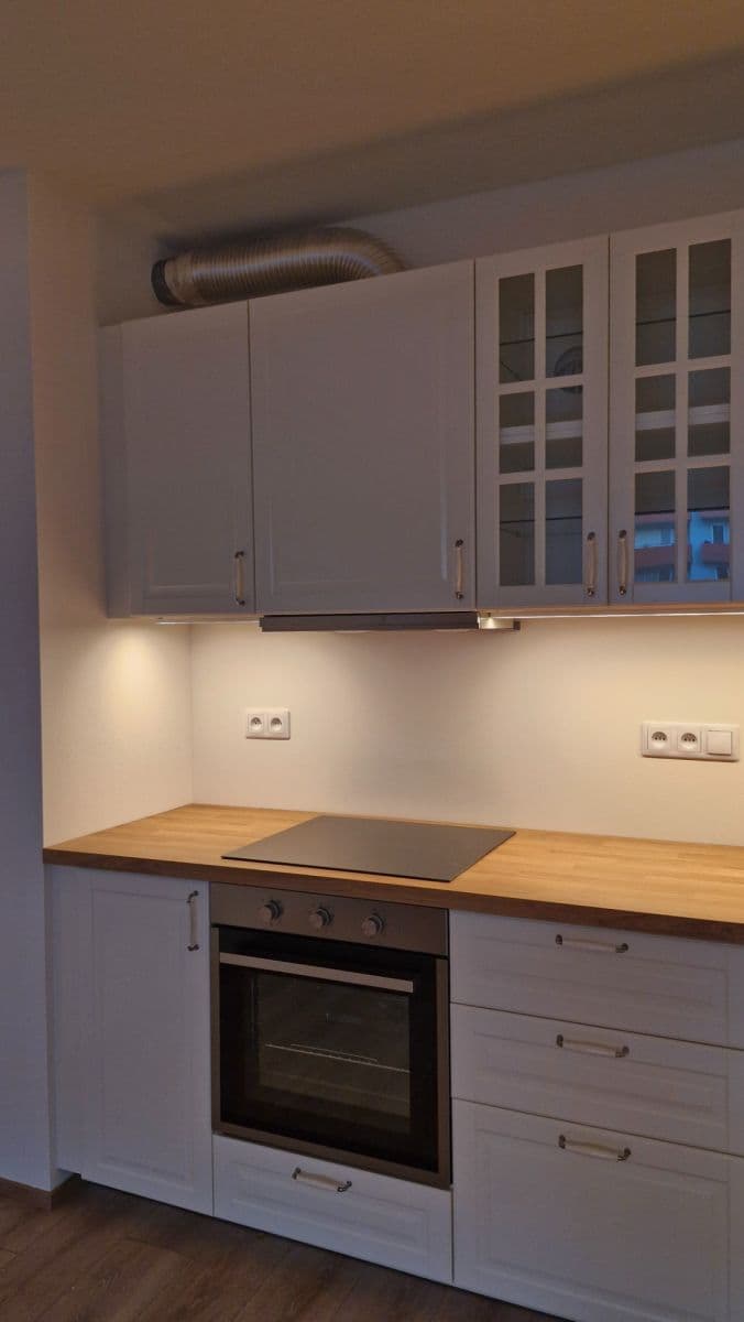 Pronájem bytu 2+kk 60 m², Chvalovka, Brno, Jihomoravský kraj Pronájem bytu 2+kk 60 m², Chvalovka, Brno, Jihomoravský kraj