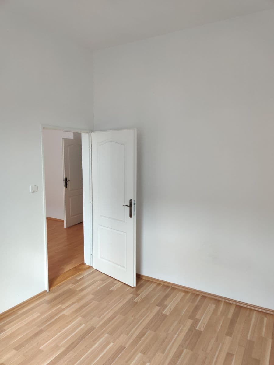 Pronájem bytu 2+1 54 m², Moskevská, Praha, Praha Pronájem bytu 2+1 54 m², Moskevská, Praha, Praha