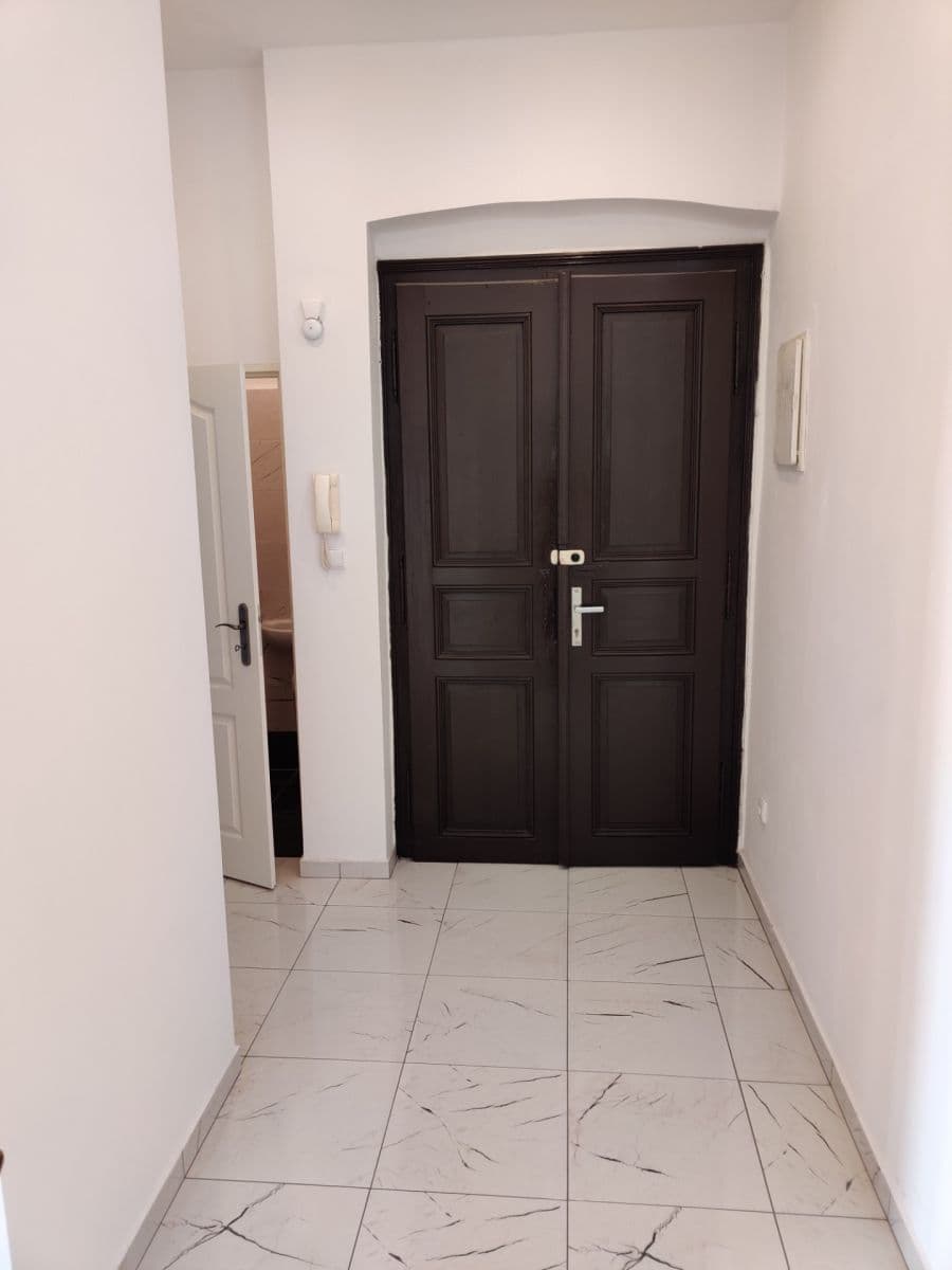 Pronájem bytu 2+1 54 m², Moskevská, Praha, Praha Pronájem bytu 2+1 54 m², Moskevská, Praha, Praha