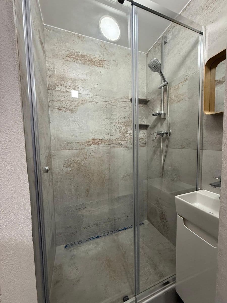 Prodej bytu 1+kk 25 m², V Domově, Praha, Praha Prodej bytu 1+kk 25 m², V Domově, Praha, Praha