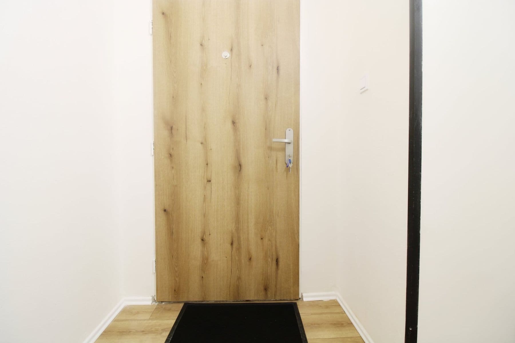 Pronájem bytu 2+kk 75 m², Kolínská, Praha, Praha Pronájem bytu 2+kk 75 m², Kolínská, Praha, Praha