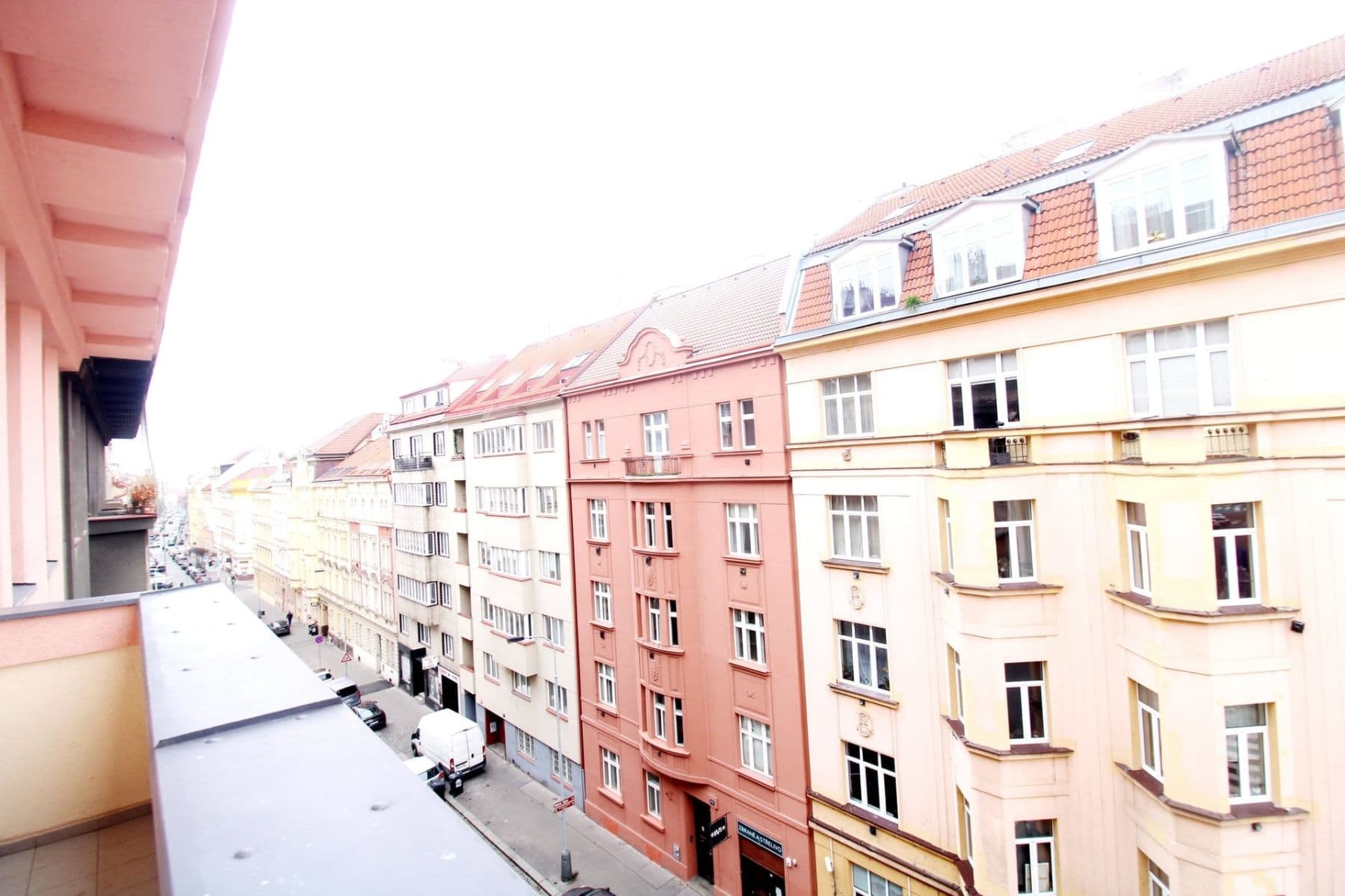 Pronájem bytu 2+kk 75 m², Kolínská, Praha, Praha Pronájem bytu 2+kk 75 m², Kolínská, Praha, Praha