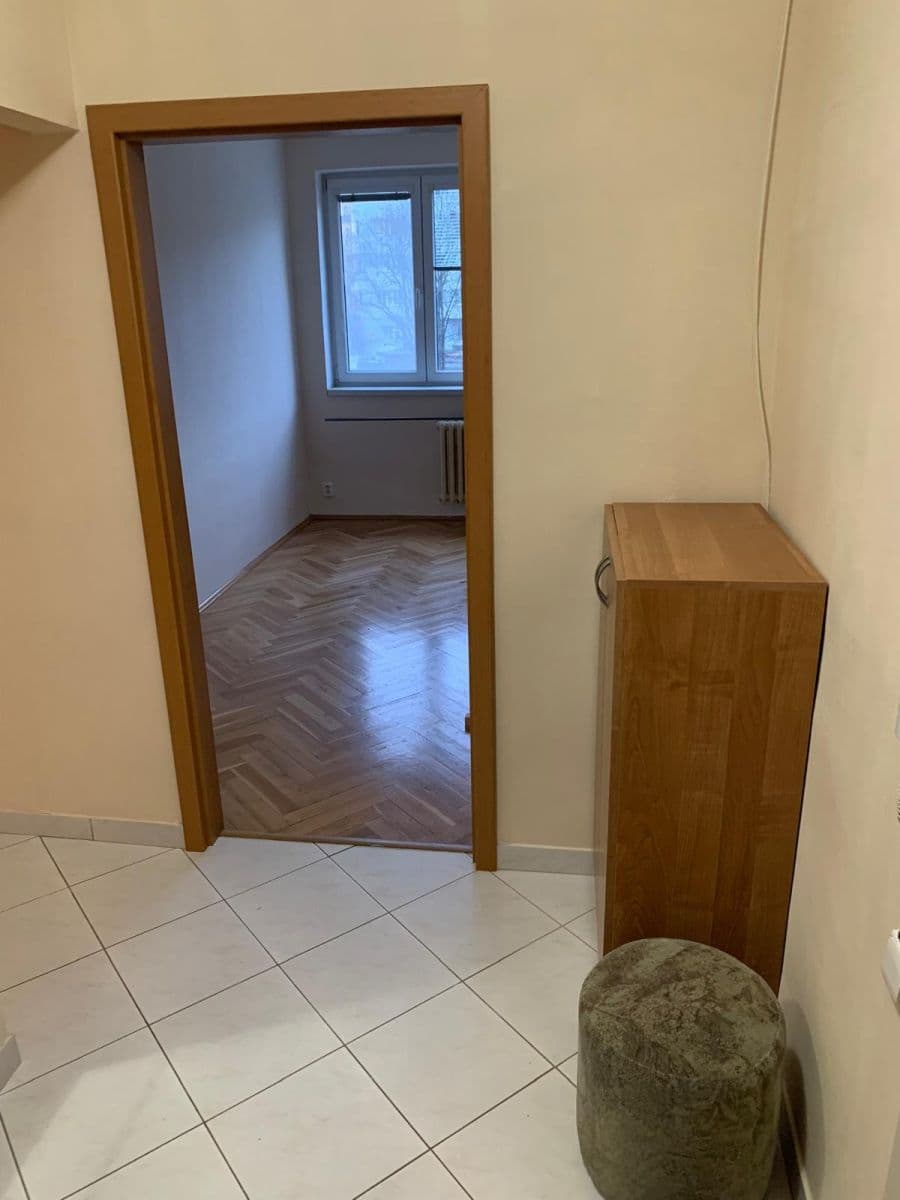 Pronájem bytu 2+kk 41 m², Adamovská, Praha, Praha Pronájem bytu 2+kk 41 m², Adamovská, Praha, Praha