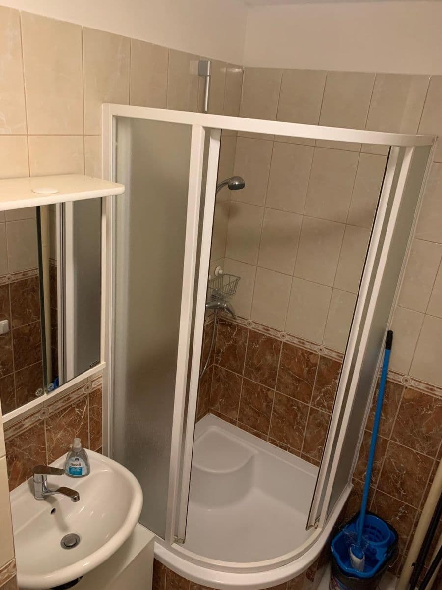 Pronájem bytu 2+kk 41 m², Adamovská, Praha, Praha Pronájem bytu 2+kk 41 m², Adamovská, Praha, Praha