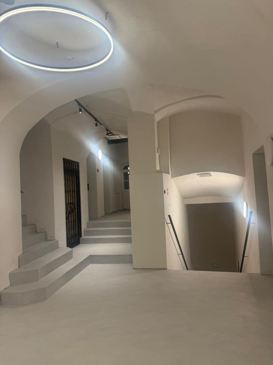 Prodej bytu 2+1 57 m², Zámočnícka, Bratislava - mestská časť Staré Mesto, Bratislavský kraj Prodej bytu 2+1 57 m², Zámočnícka, Bratislava - mestská časť Staré Mesto, Bratislavský kraj