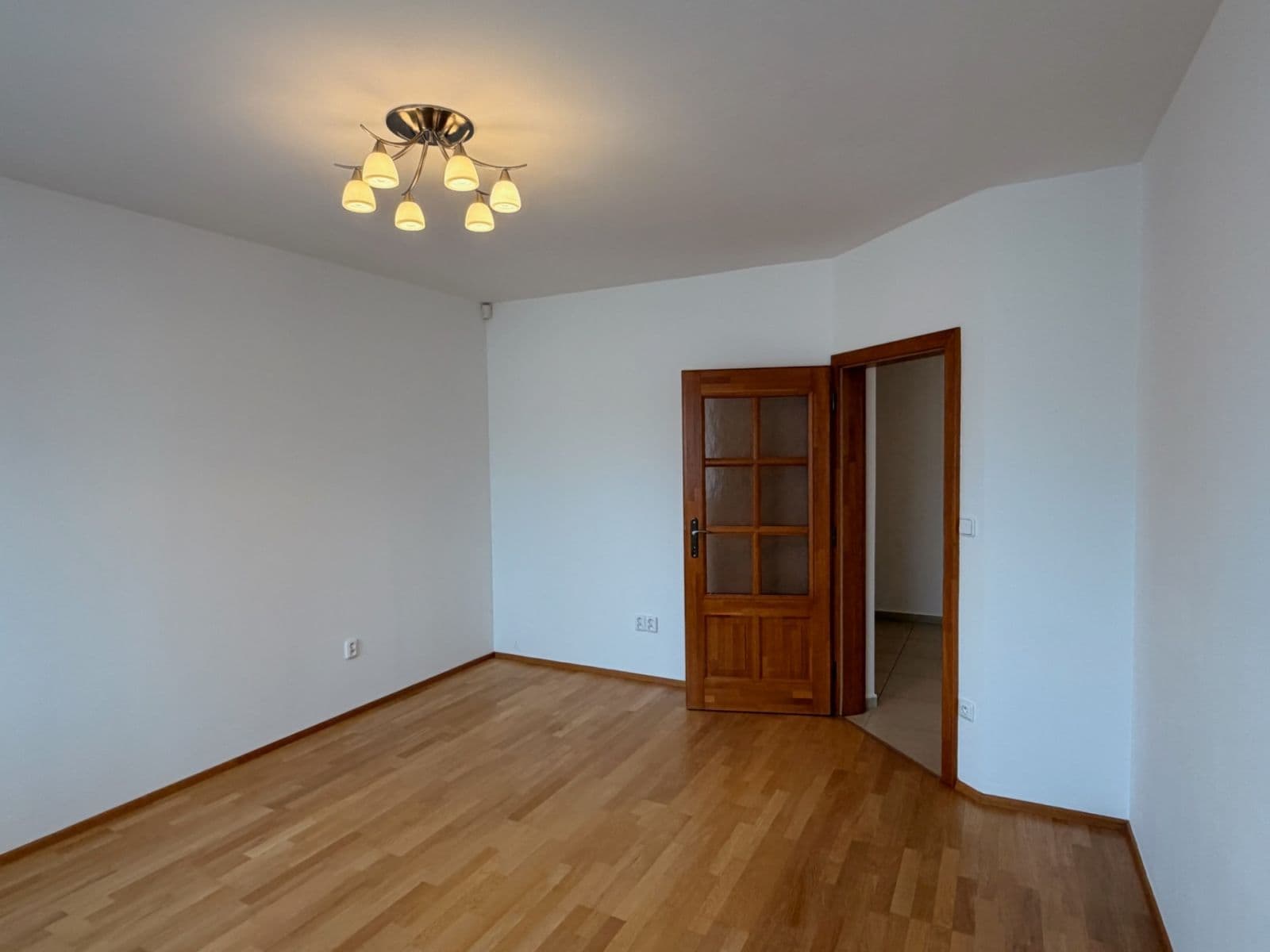 Pronájem domu 266 m², pozemek 713 m², Pod Ovčínem, Praha, Praha Pronájem domu 266 m², pozemek 713 m², Pod Ovčínem, Praha, Praha