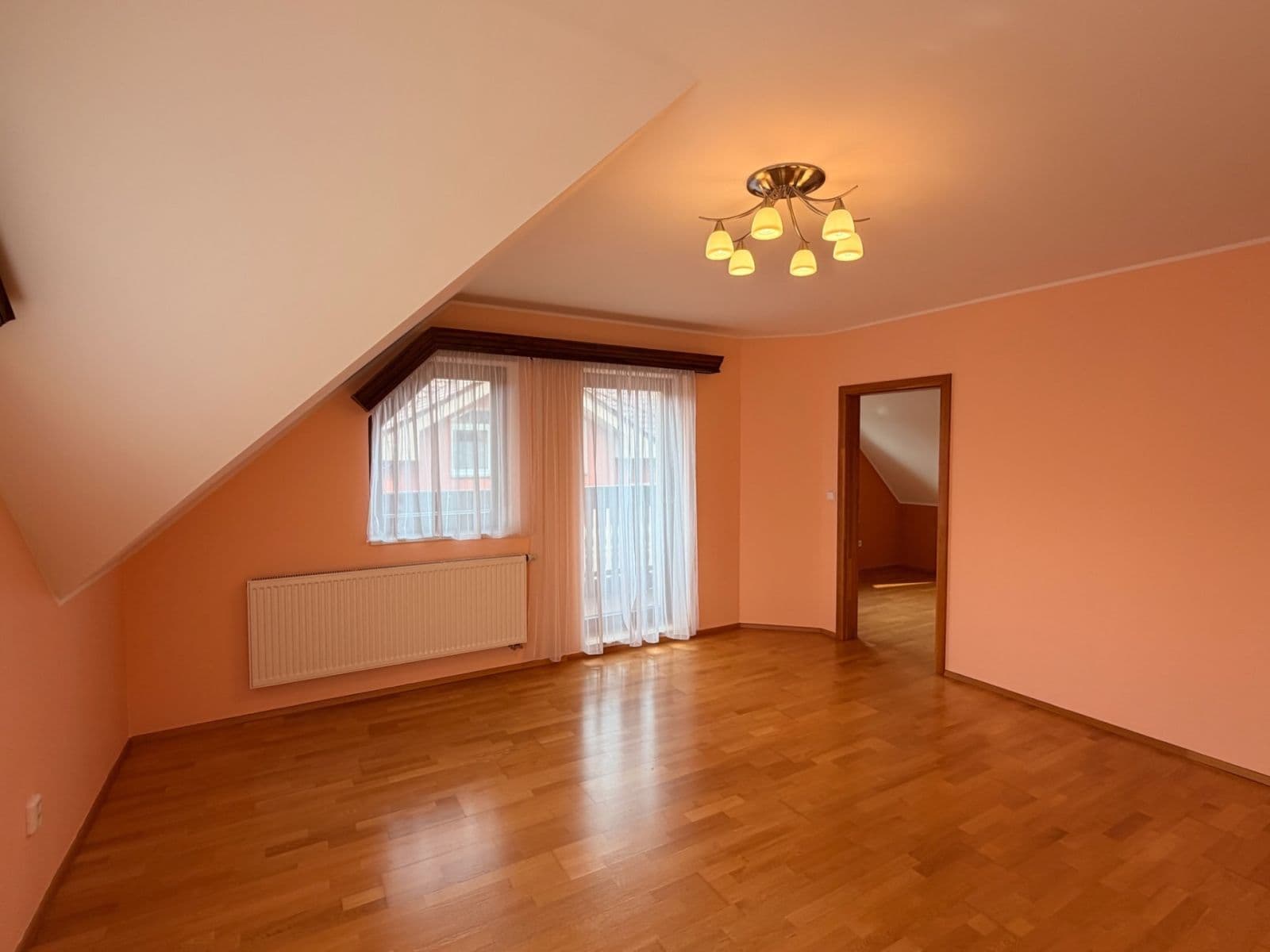 Pronájem domu 266 m², pozemek 713 m², Pod Ovčínem, Praha, Praha Pronájem domu 266 m², pozemek 713 m², Pod Ovčínem, Praha, Praha