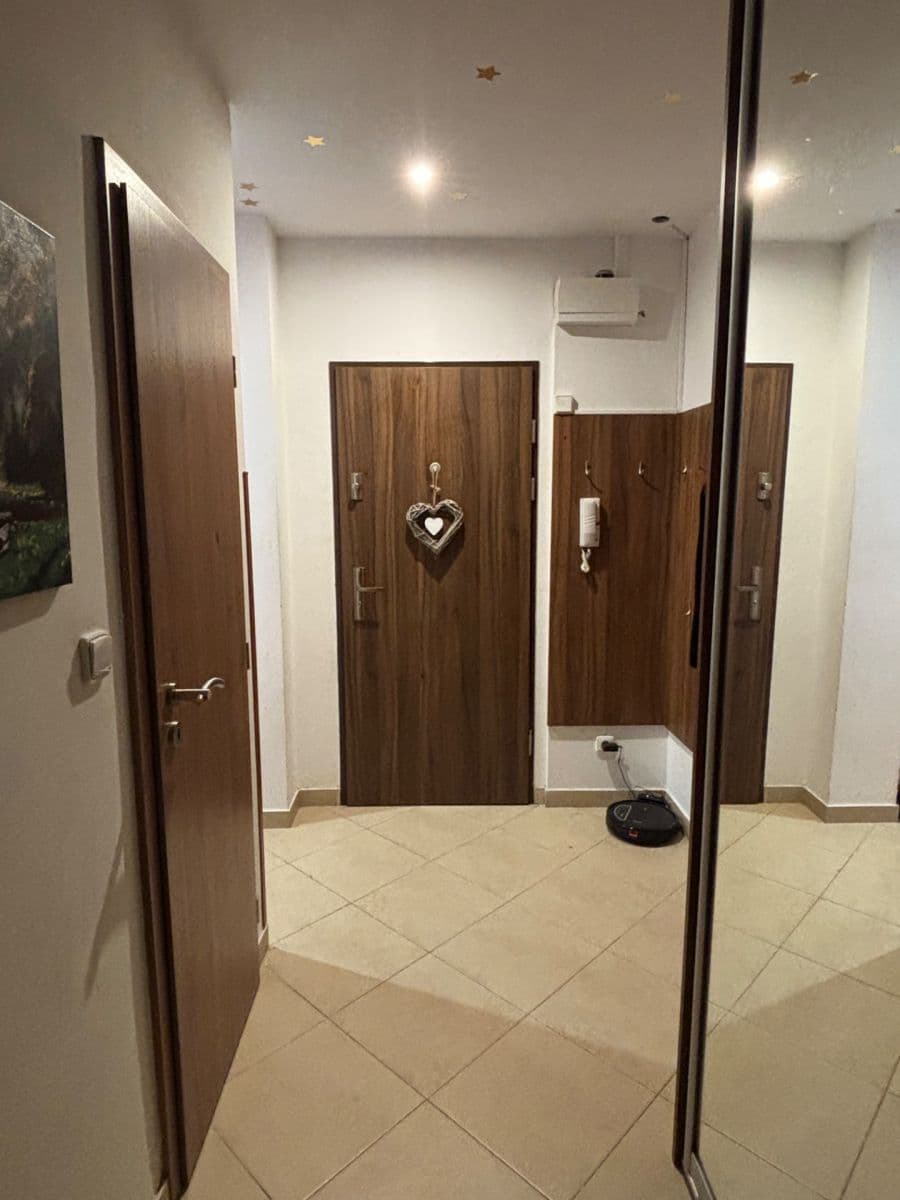 Pronájem bytu 3+1 80 m², U Lesíka, Tanvald, Liberecký kraj Pronájem bytu 3+1 80 m², U Lesíka, Tanvald, Liberecký kraj