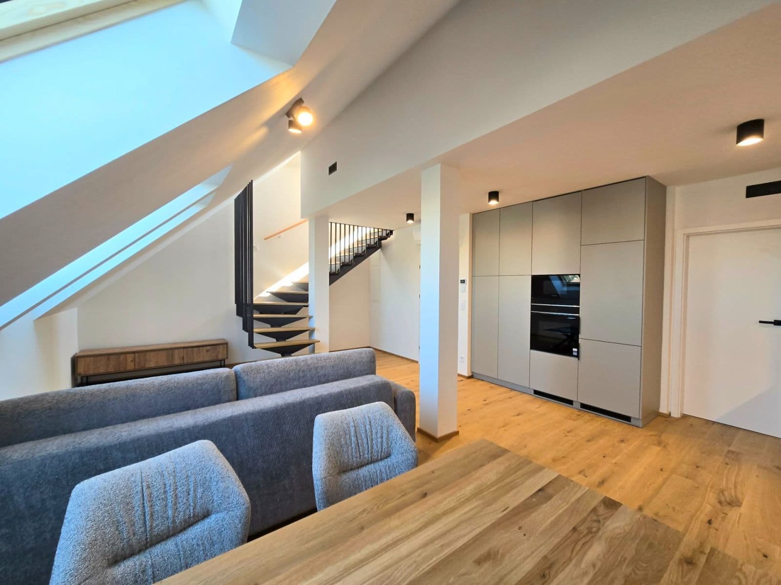 Prodej bytu 3+kk 84 m², Ruská, Praha, Praha Prodej bytu 3+kk 84 m², Ruská, Praha, Praha