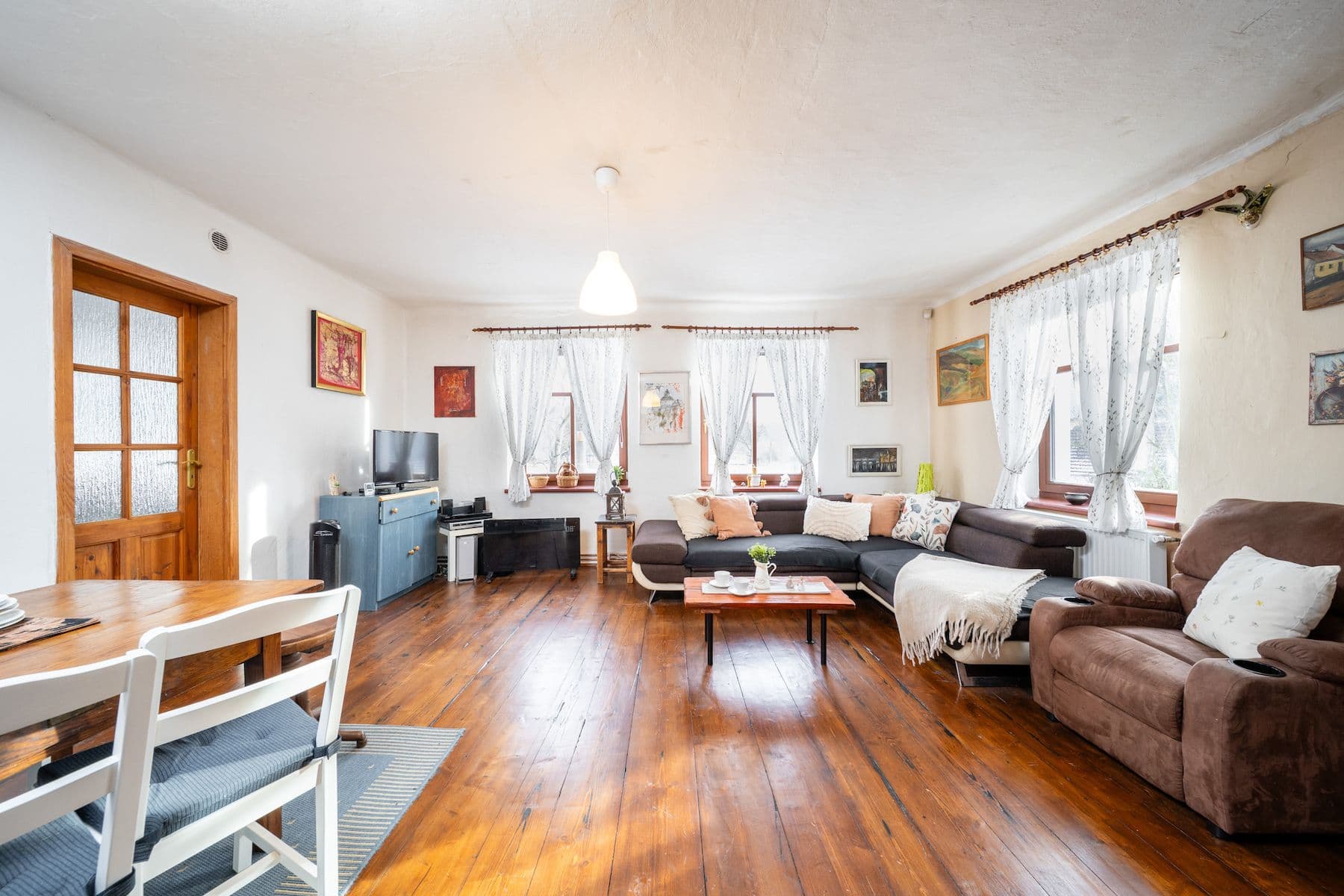 Prodej domu 80 m², pozemek 731 m², Týn nad Vltavou, Jihočeský kraj Prodej domu 80 m², pozemek 731 m², Týn nad Vltavou, Jihočeský kraj