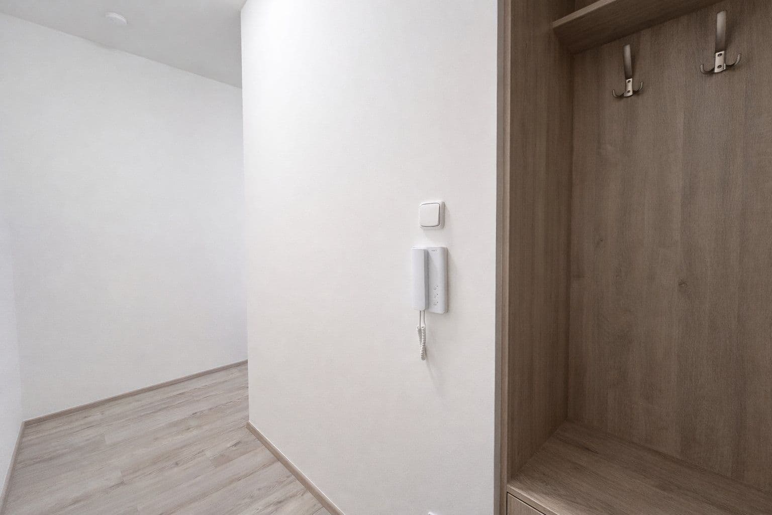 Pronájem bytu 2+kk 45 m², Nádražní, Kralupy nad Vltavou, Středočeský kraj Pronájem bytu 2+kk 45 m², Nádražní, Kralupy nad Vltavou, Středočeský kraj