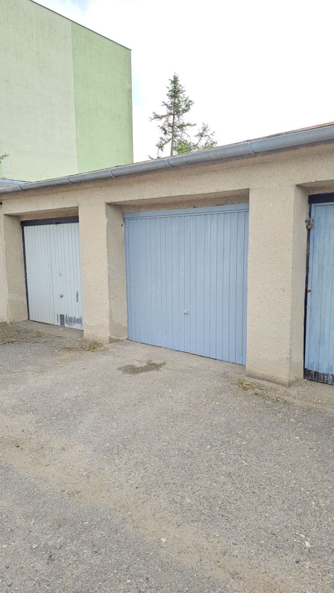 Prodej garáže 15 m², Renčova, Brno, Jihomoravský kraj Prodej garáže 15 m², Renčova, Brno, Jihomoravský kraj