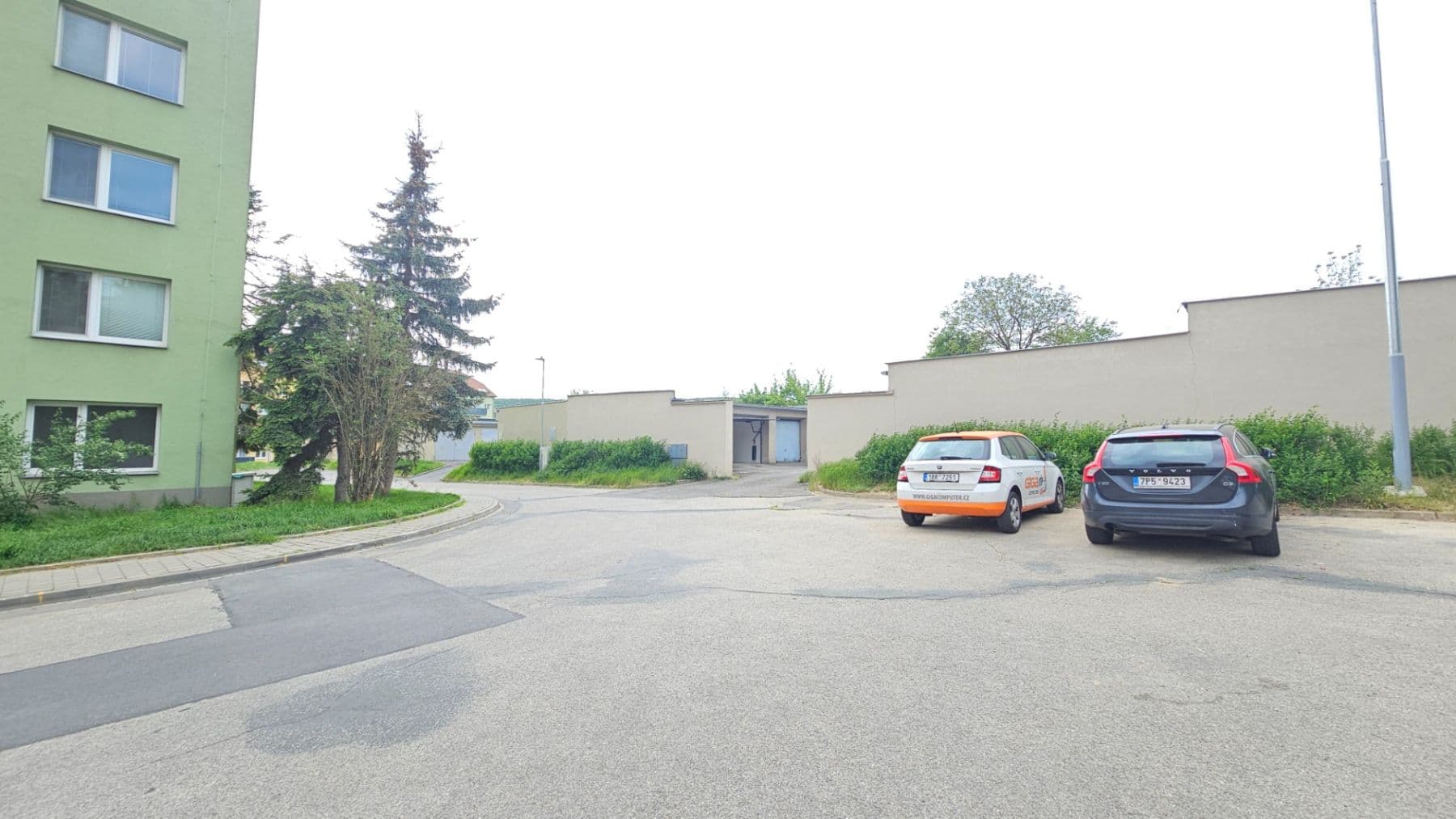 Prodej garáže 15 m², Renčova, Brno, Jihomoravský kraj Prodej garáže 15 m², Renčova, Brno, Jihomoravský kraj