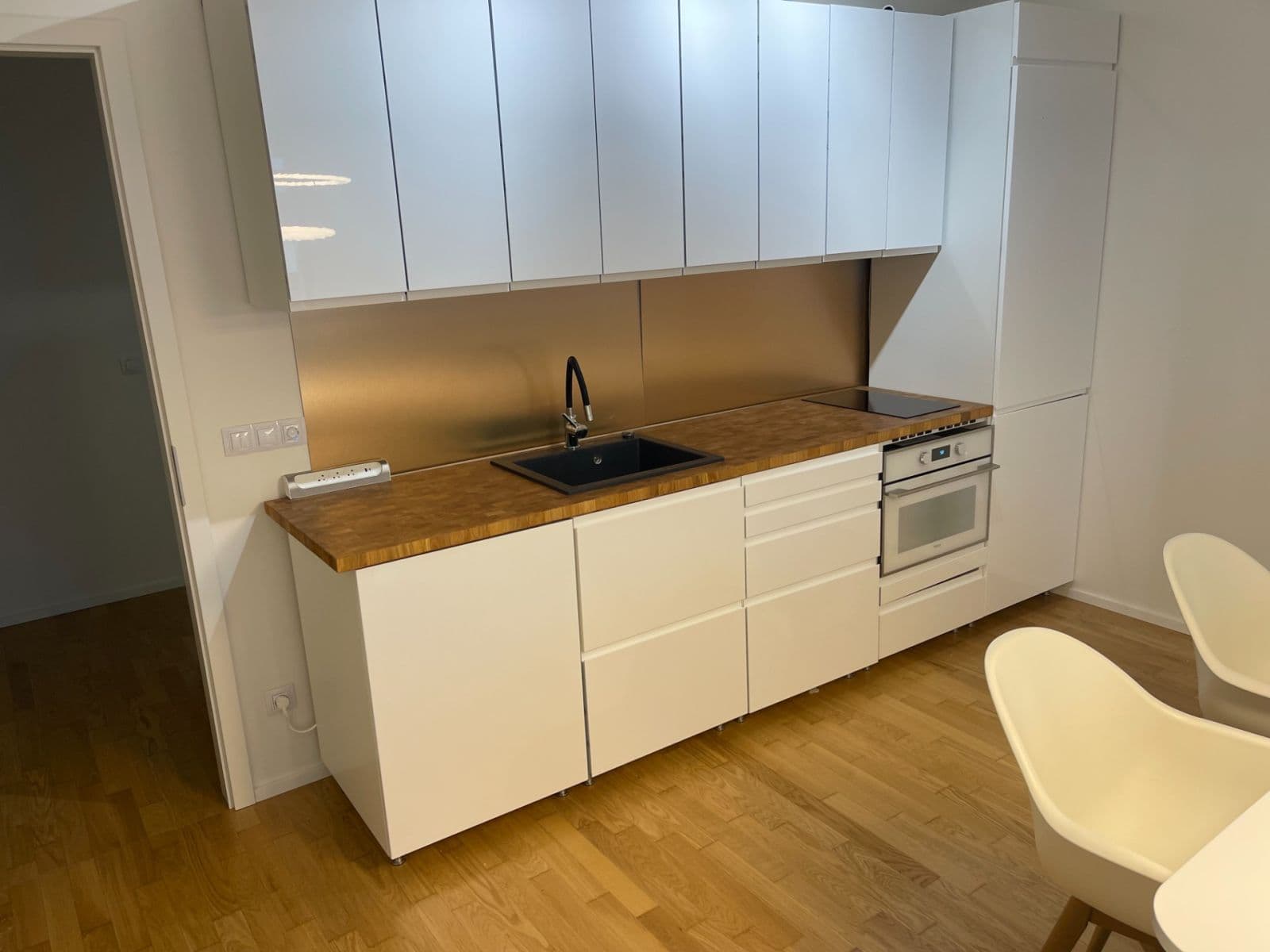 Prodej bytu 4+kk 96 m², Krásova, Praha, Praha Prodej bytu 4+kk 96 m², Krásova, Praha, Praha