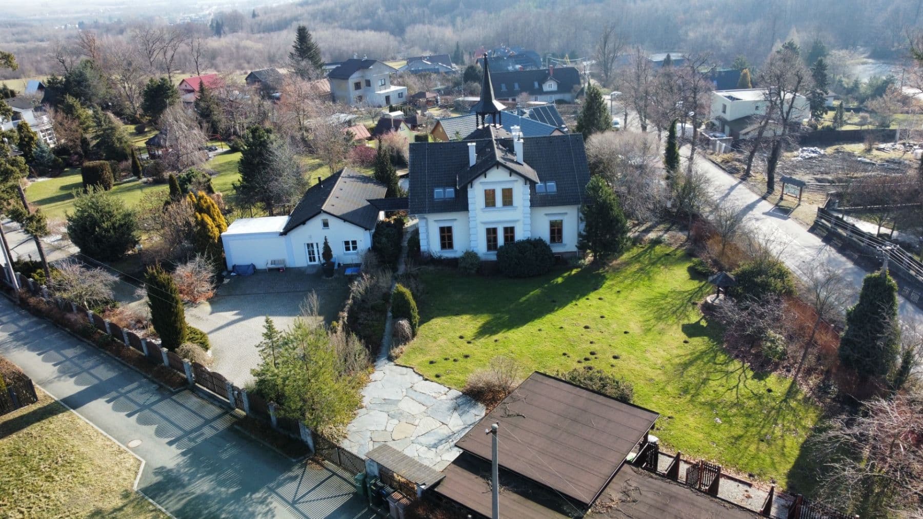 Prodej domu 287 m², pozemek 1.900 m², Ježník, Krnov, Moravskoslezský kraj Prodej domu 287 m², pozemek 1.900 m², Ježník, Krnov, Moravskoslezský kraj