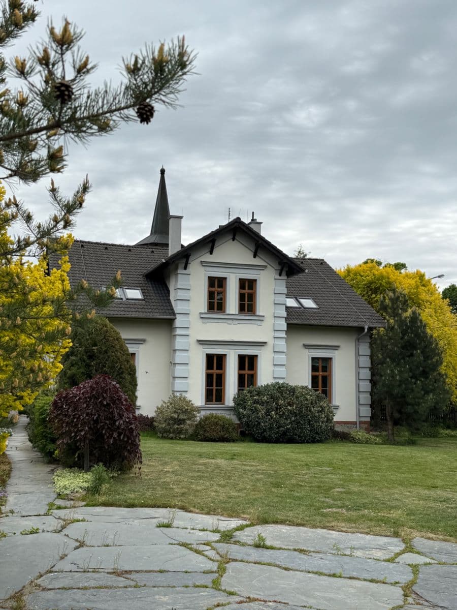 Prodej domu 287 m², pozemek 1.900 m², Ježník, Krnov, Moravskoslezský kraj Prodej domu 287 m², pozemek 1.900 m², Ježník, Krnov, Moravskoslezský kraj