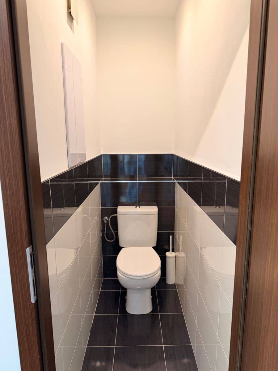 Pronájem bytu 3+1 77 m², Holíčska, Petržalka, Bratislavský kraj Pronájem bytu 3+1 77 m², Holíčska, Petržalka, Bratislavský kraj