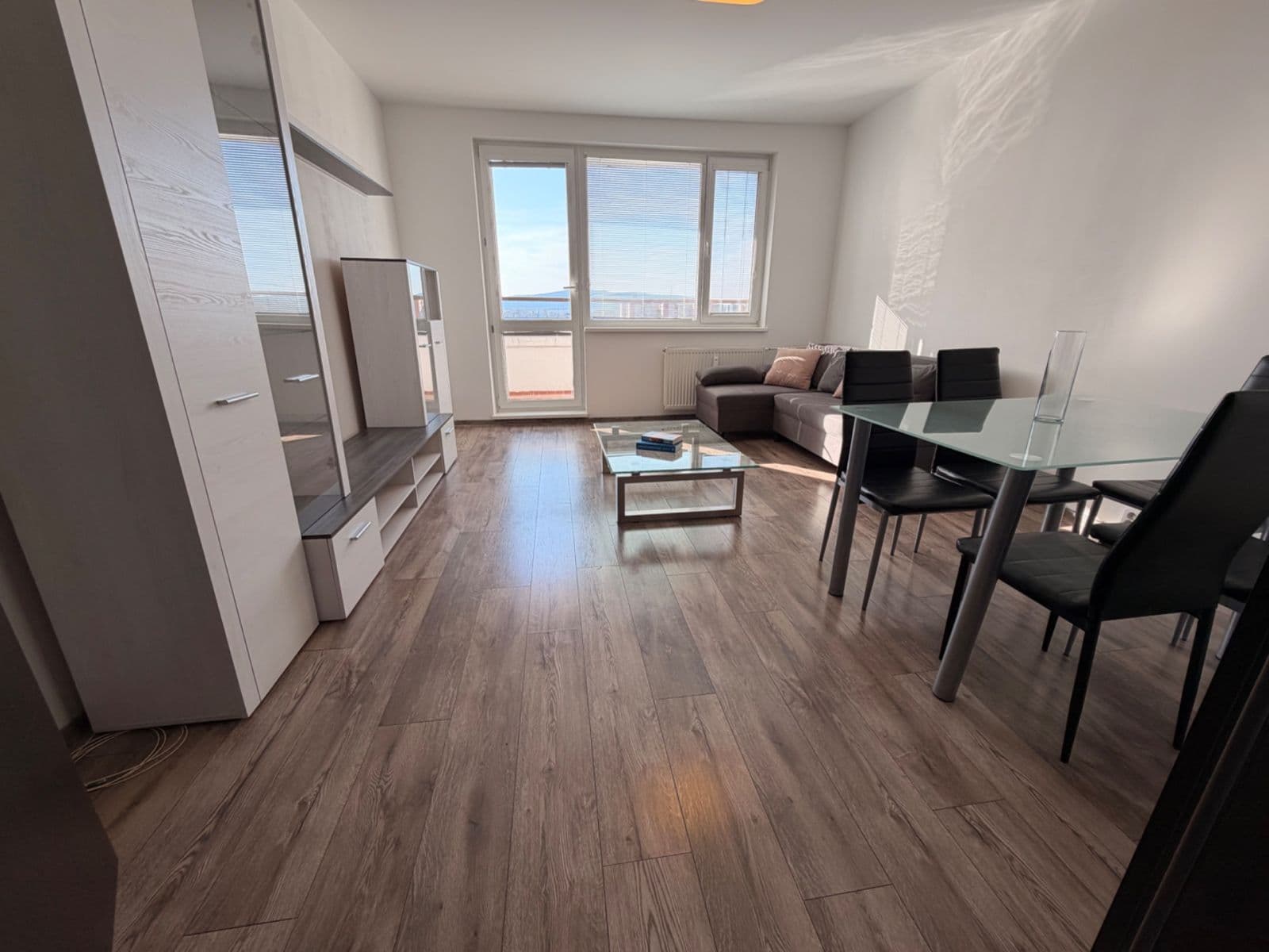 Pronájem bytu 3+1 77 m², Holíčska, Petržalka, Bratislavský kraj Pronájem bytu 3+1 77 m², Holíčska, Petržalka, Bratislavský kraj