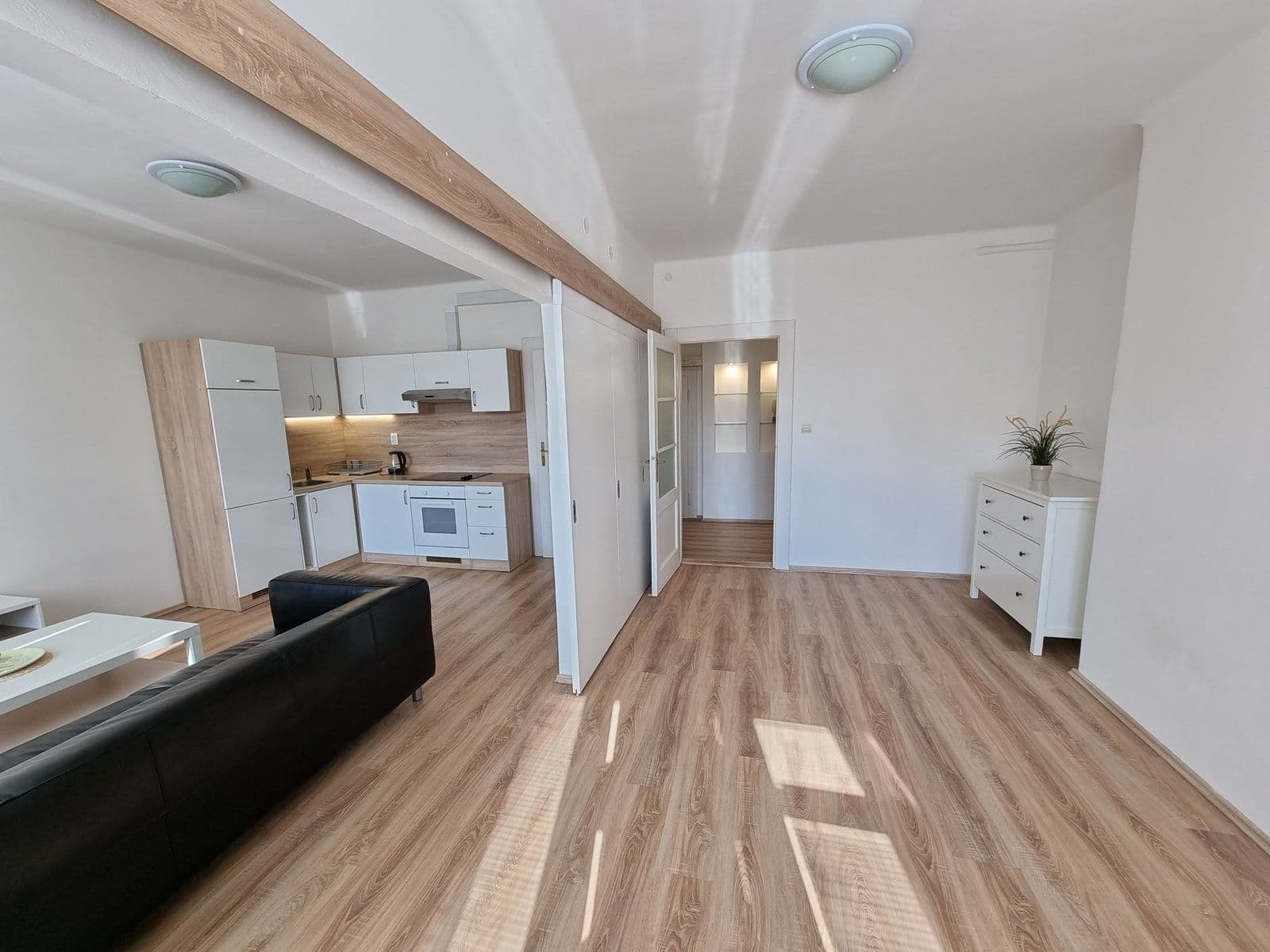 Pronájem bytu 2+kk 49 m², Levá, Praha, Praha Pronájem bytu 2+kk 49 m², Levá, Praha, Praha