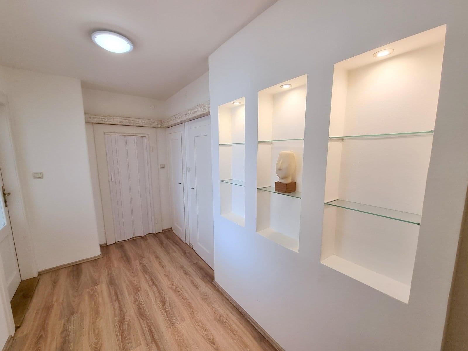 Pronájem bytu 2+kk 49 m², Levá, Praha, Praha Pronájem bytu 2+kk 49 m², Levá, Praha, Praha