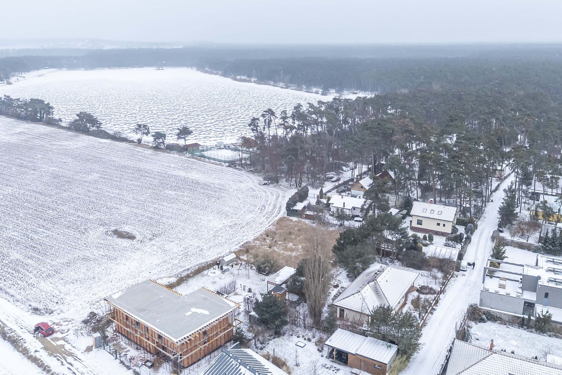 Prodej pozemku 1.321 m², Lhota, Středočeský kraj Prodej pozemku 1.321 m², Lhota, Středočeský kraj