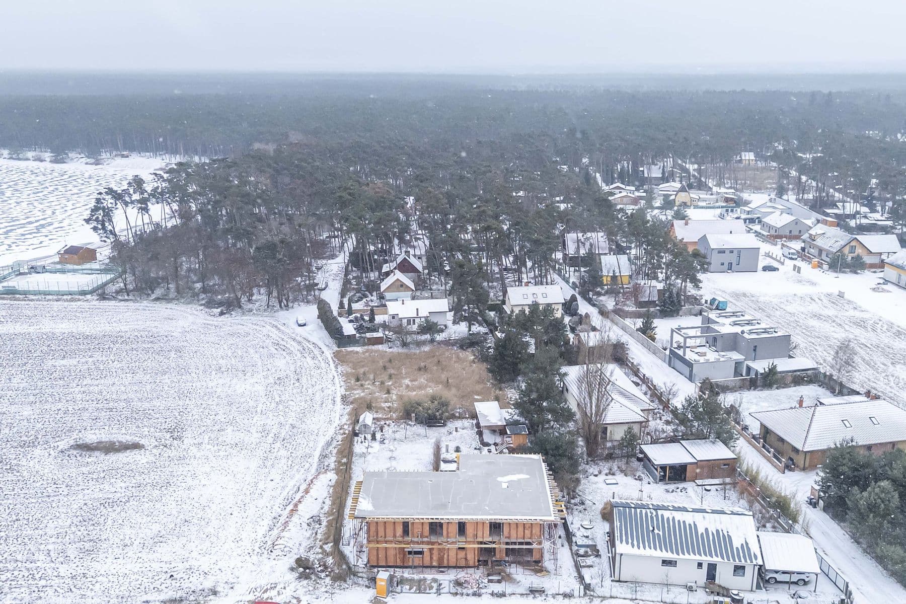 Prodej pozemku 1.321 m², Lhota, Středočeský kraj Prodej pozemku 1.321 m², Lhota, Středočeský kraj