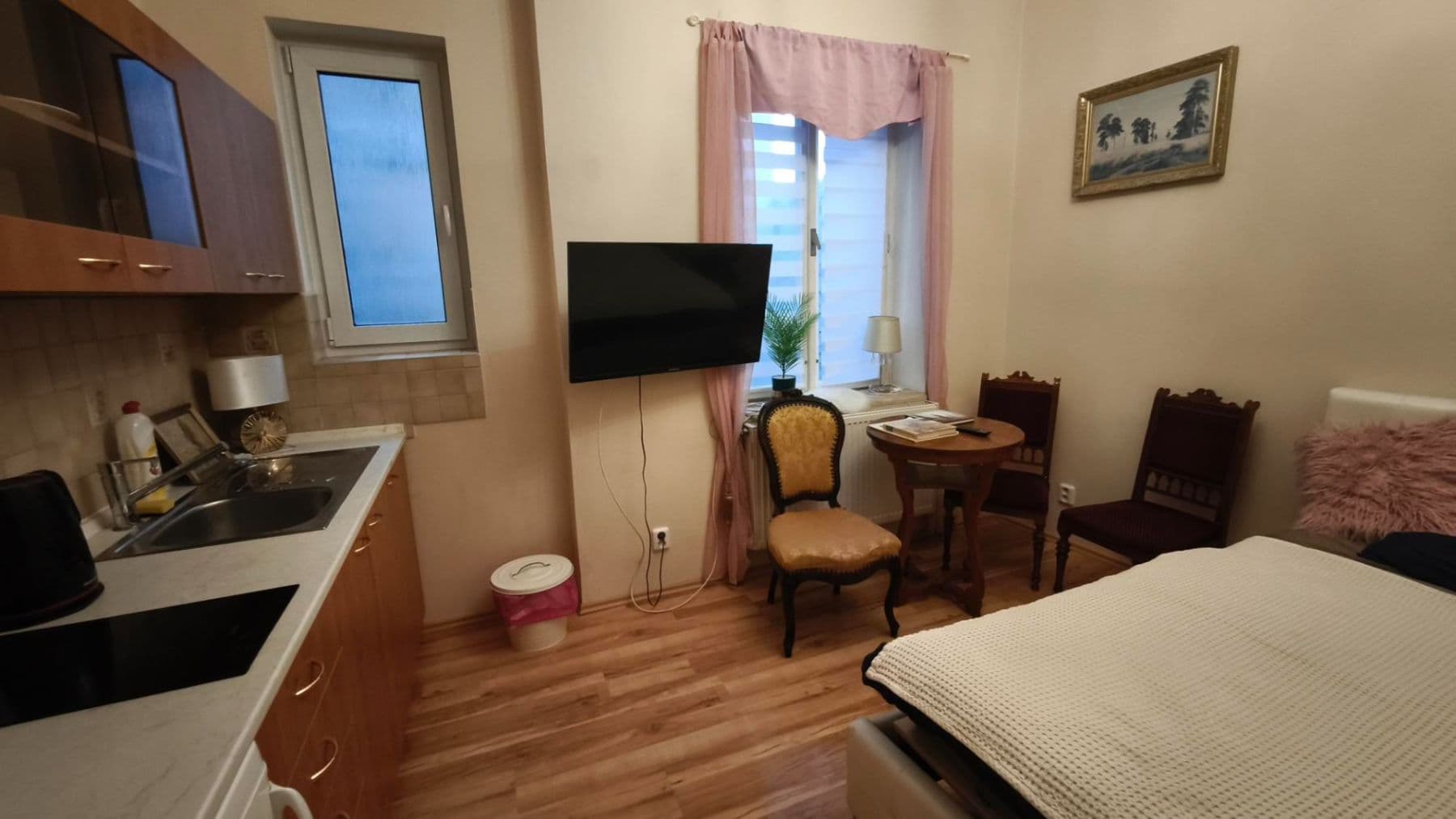 Pronájem bytu 1+kk 26 m², Ve Smečkách, Praha, Praha Pronájem bytu 1+kk 26 m², Ve Smečkách, Praha, Praha