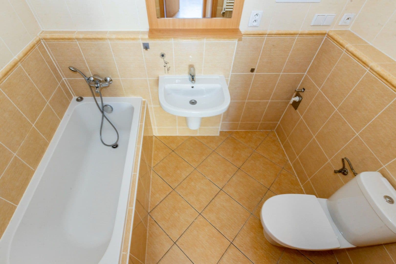 Pronájem bytu 2+kk 38 m², Českodubská, Praha, Praha Pronájem bytu 2+kk 38 m², Českodubská, Praha, Praha