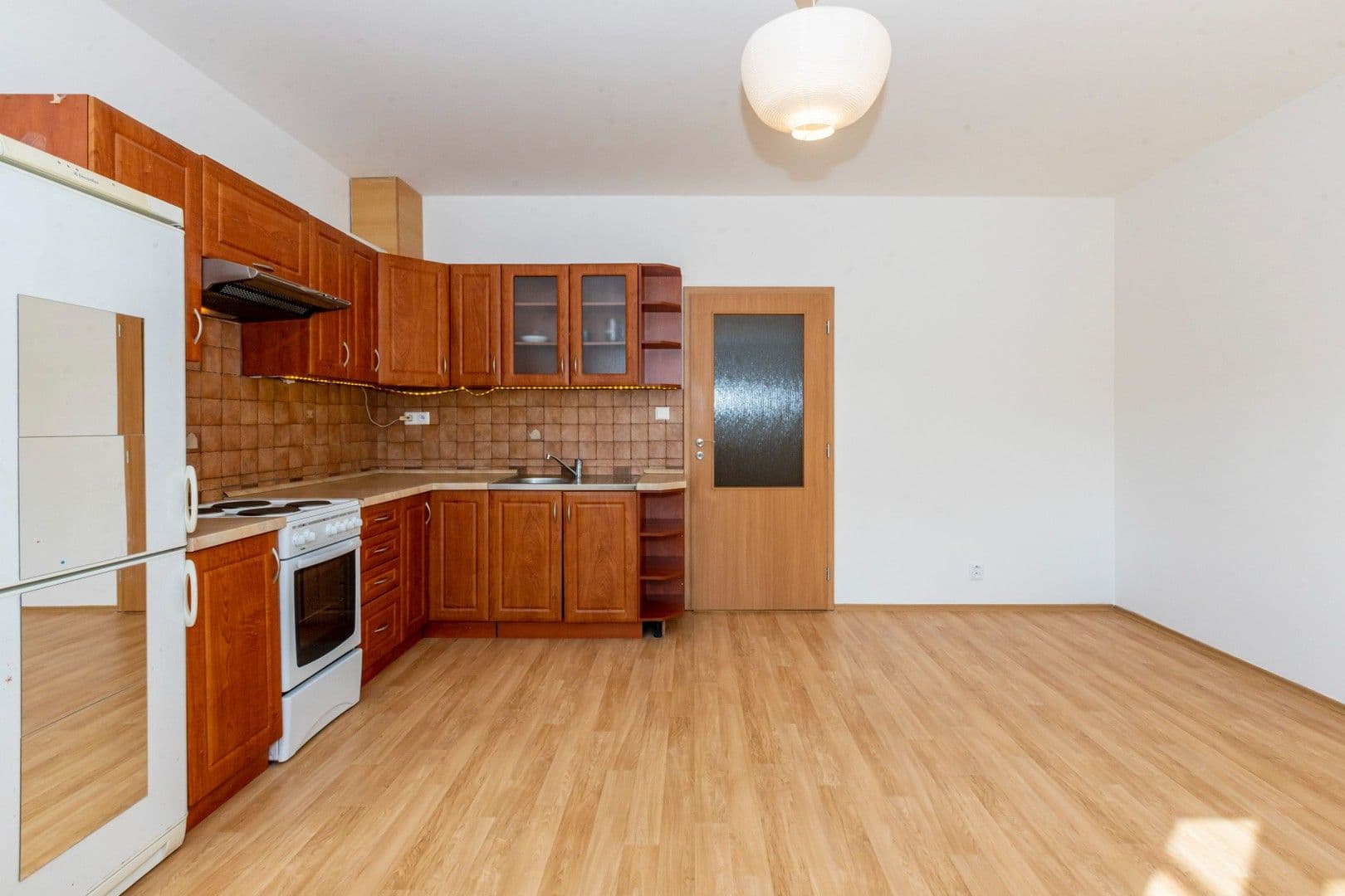 Pronájem bytu 2+kk 38 m², Českodubská, Praha, Praha Pronájem bytu 2+kk 38 m², Českodubská, Praha, Praha