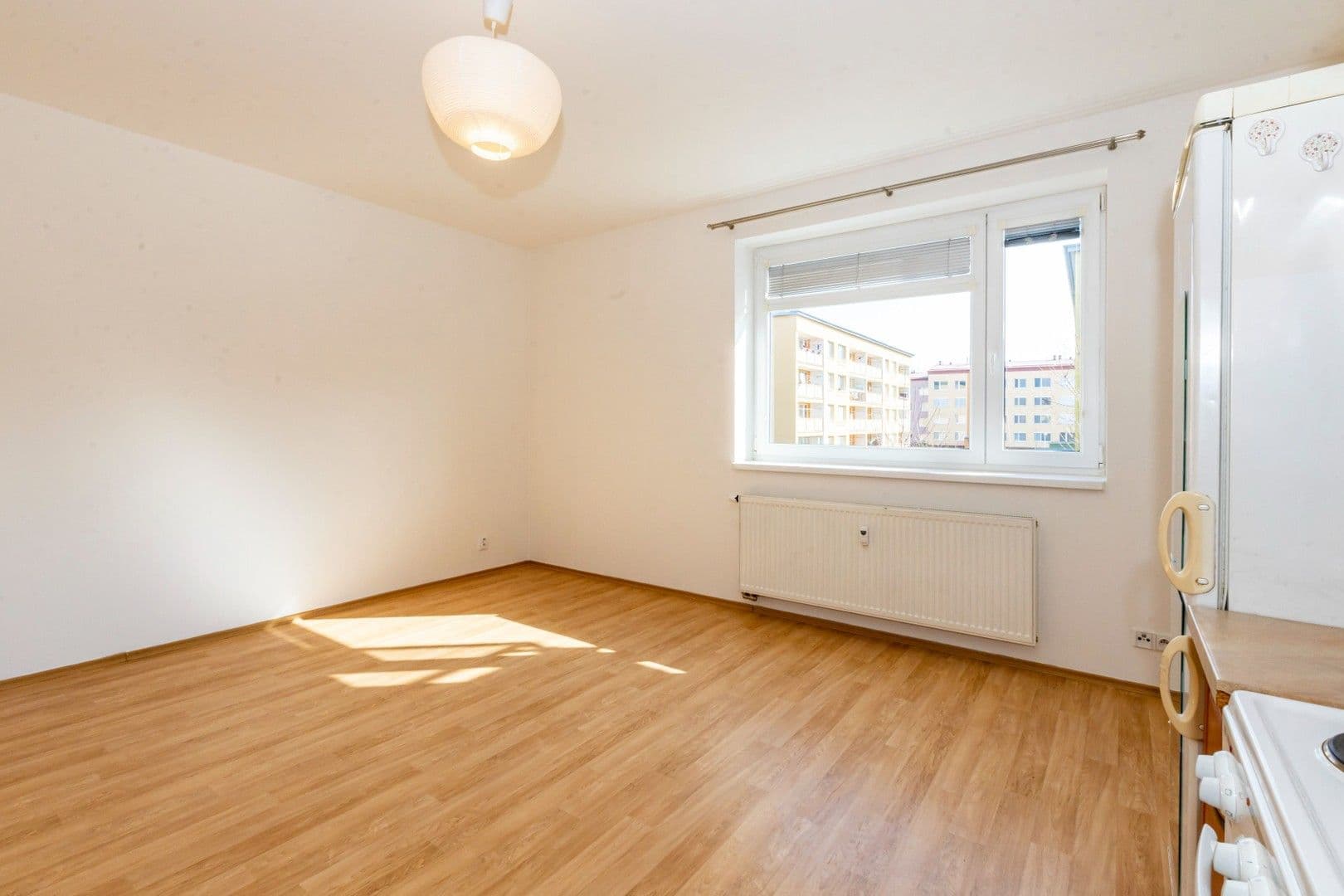 Pronájem bytu 2+kk 38 m², Českodubská, Praha, Praha Pronájem bytu 2+kk 38 m², Českodubská, Praha, Praha