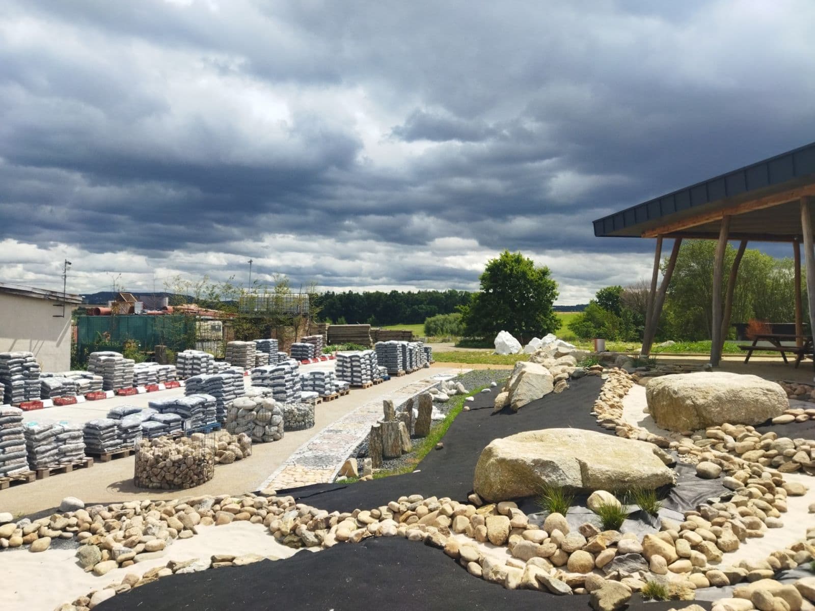 Pronájem pozemku 20.000 m², Říčany, Středočeský kraj Pronájem pozemku 20.000 m², Říčany, Středočeský kraj