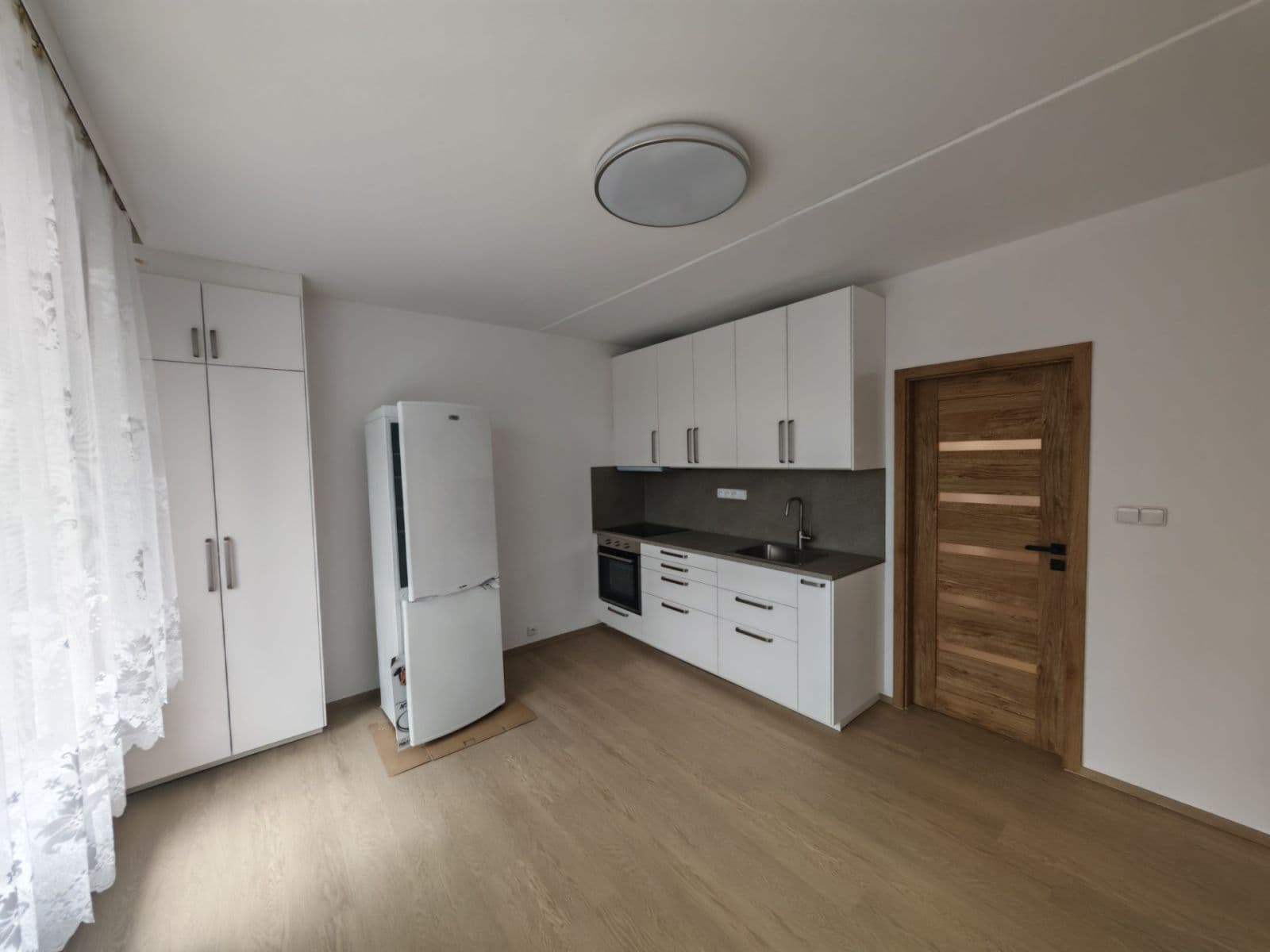 Pronájem bytu 1+kk 27 m², Komenského, Plzeň, Plzeňský kraj Pronájem bytu 1+kk 27 m², Komenského, Plzeň, Plzeňský kraj
