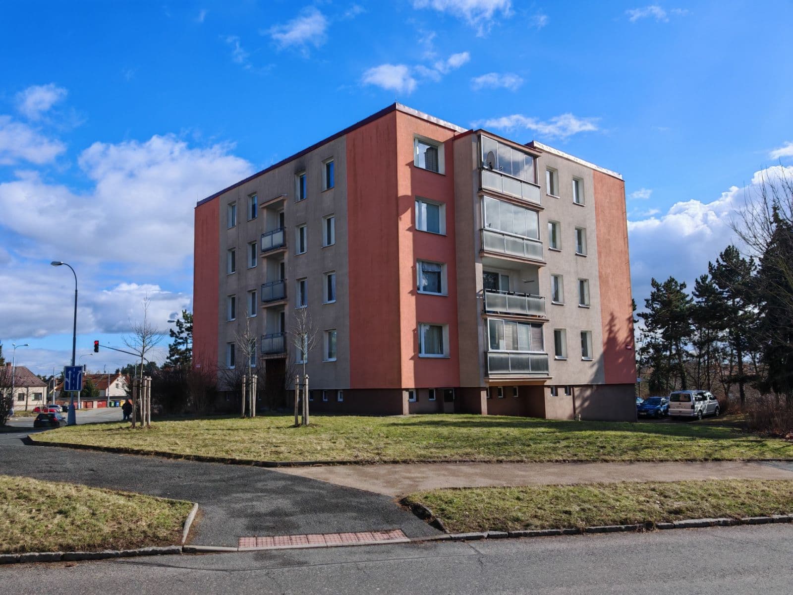 Pronájem bytu 1+kk 27 m², Komenského, Plzeň, Plzeňský kraj Pronájem bytu 1+kk 27 m², Komenského, Plzeň, Plzeňský kraj