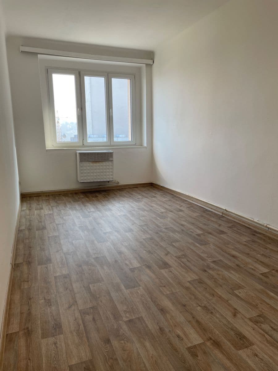 Pronájem bytu 2+1 50 m², Křížová, Praha, Praha Pronájem bytu 2+1 50 m², Křížová, Praha, Praha