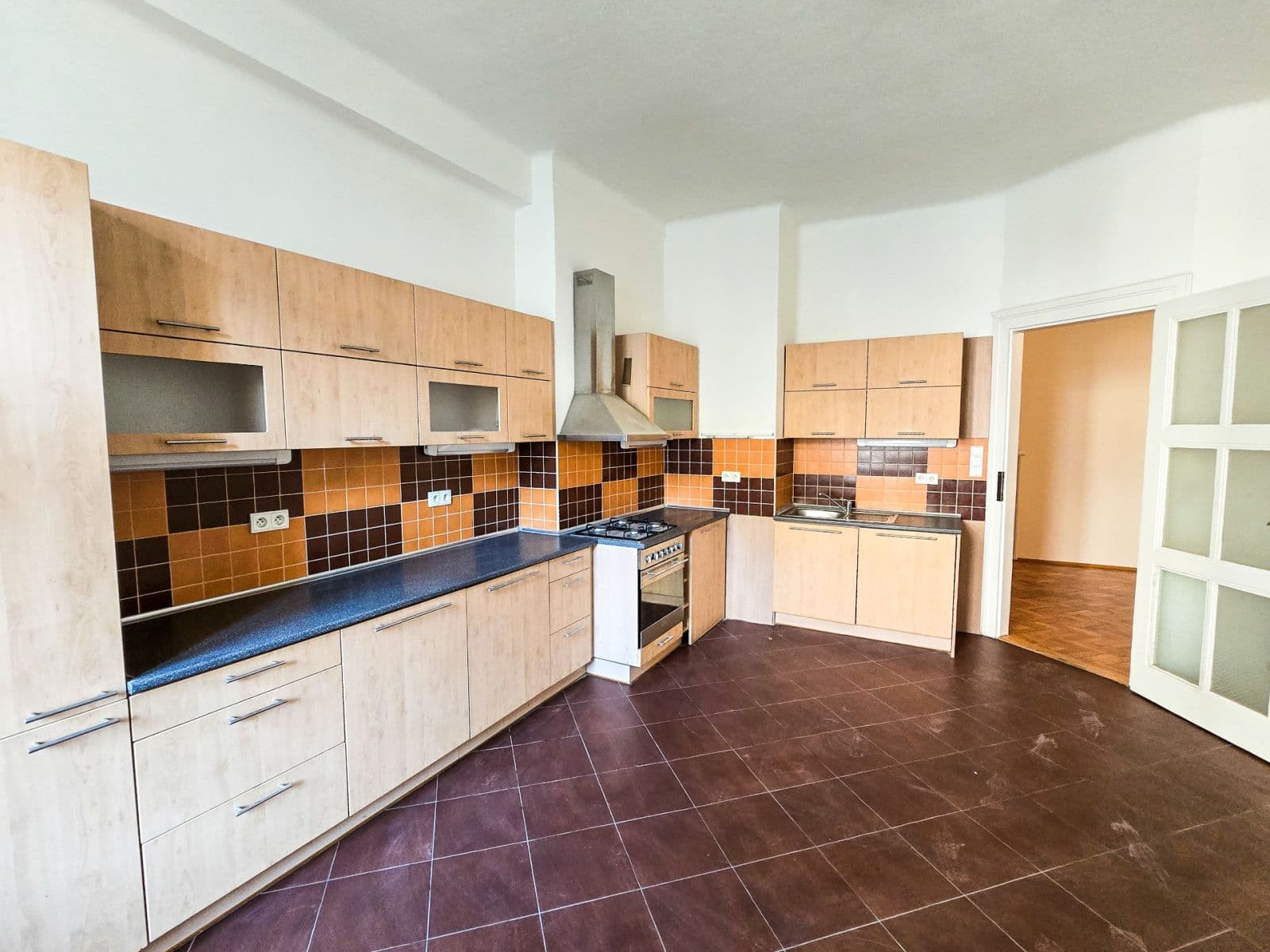 Pronájem bytu 5+1 175 m², Na Hutích, Praha, Praha Pronájem bytu 5+1 175 m², Na Hutích, Praha, Praha