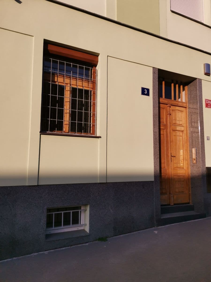 Pronájem bytu Garsoniéra 20 m², Na Topolce, Praha, Praha Pronájem bytu Garsoniéra 20 m², Na Topolce, Praha, Praha