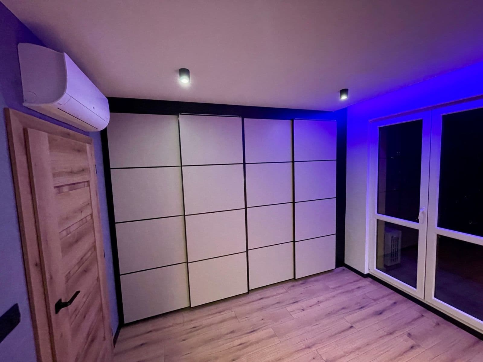 Prodej bytu 3+1 64 m², Výškovická, Ostrava, Moravskoslezský kraj Prodej bytu 3+1 64 m², Výškovická, Ostrava, Moravskoslezský kraj