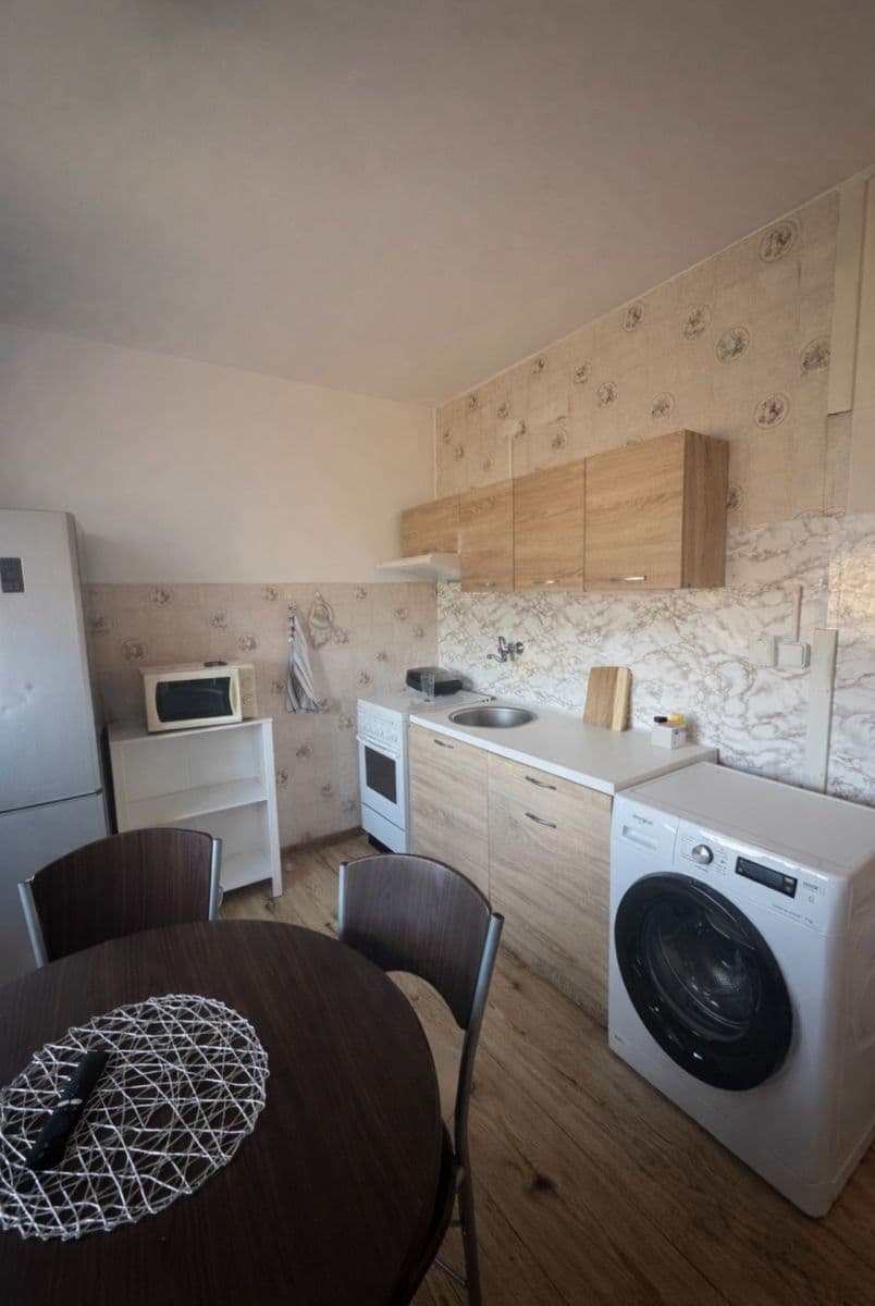 Pronájem bytu 1+1 41 m², J. E. Purkyně, Frýdek-Místek, Moravskoslezský kraj Pronájem bytu 1+1 41 m², J. E. Purkyně, Frýdek-Místek, Moravskoslezský kraj