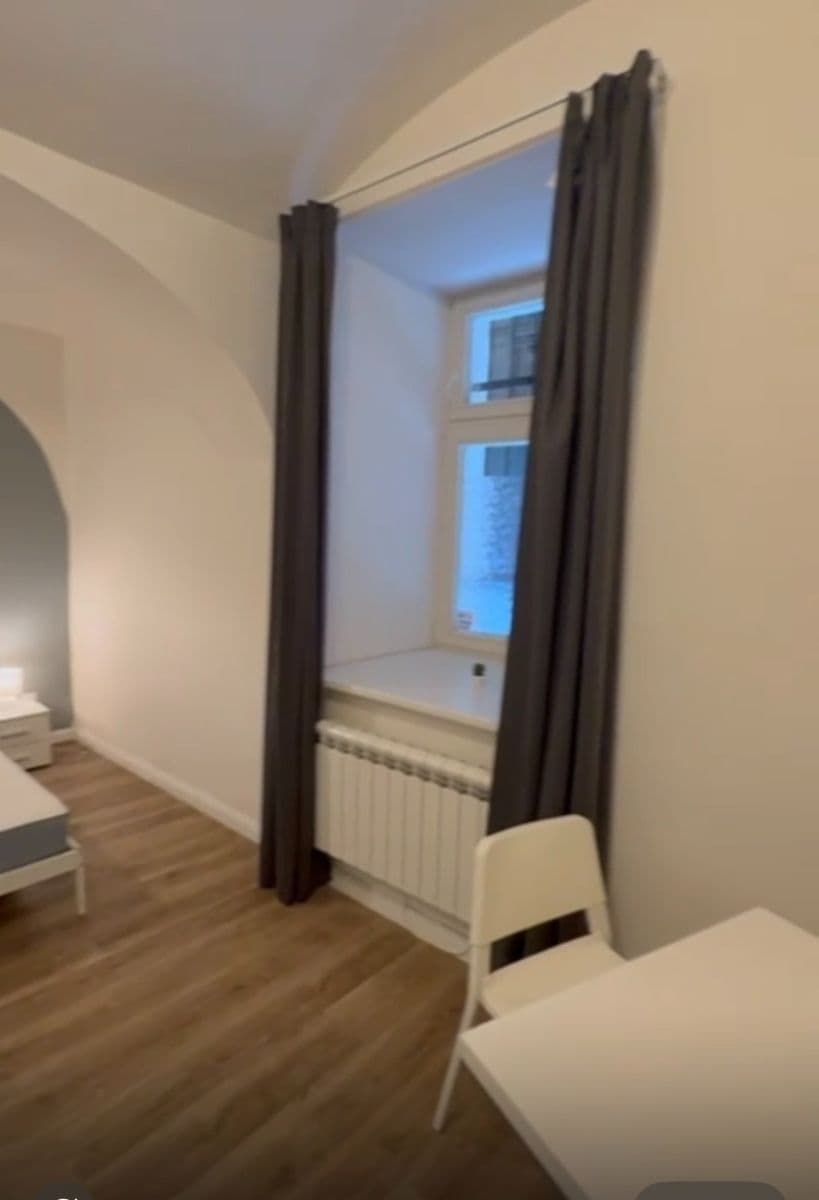 Pronájem bytu 1+kk 34 m², Půtova, Praha, Praha Pronájem bytu 1+kk 34 m², Půtova, Praha, Praha