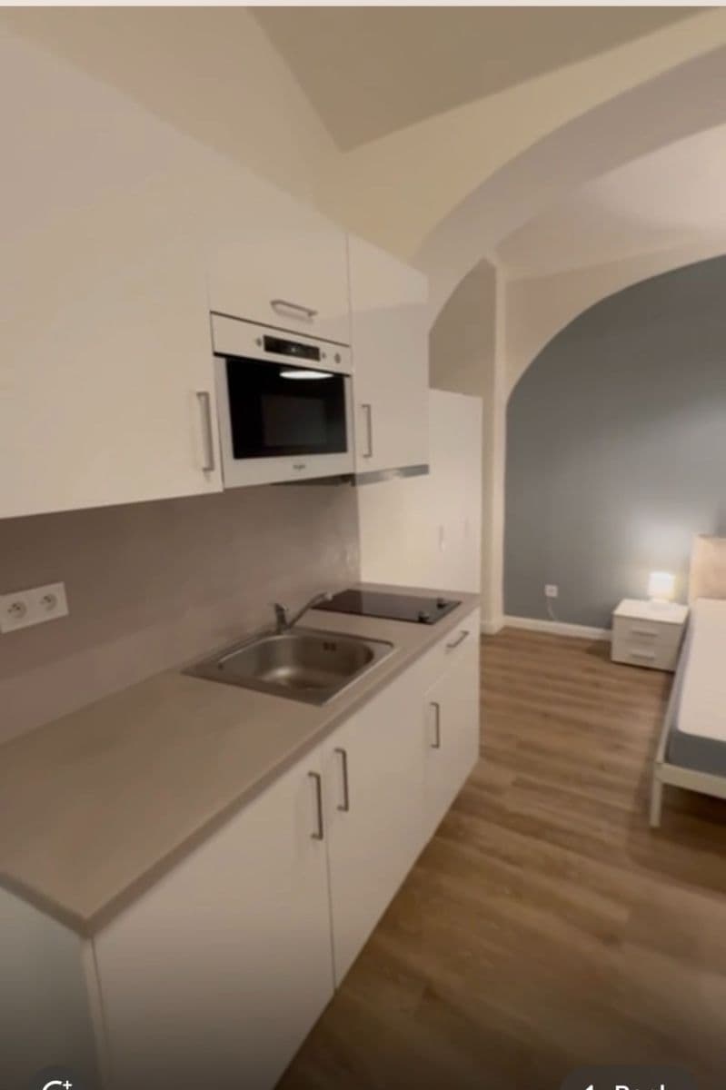 Pronájem bytu 1+kk 34 m², Půtova, Praha, Praha Pronájem bytu 1+kk 34 m², Půtova, Praha, Praha