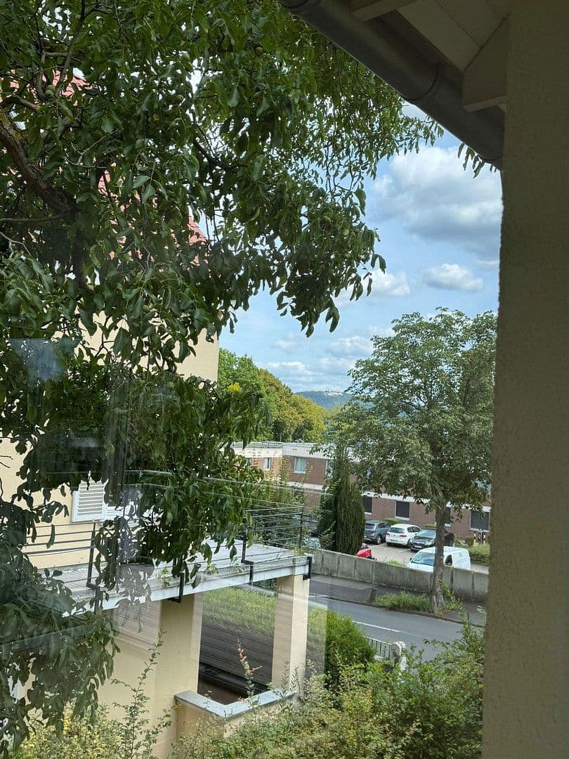 Prodej bytu 3+1 82 m², Bonn, Severní Porýní-Vestfálsko Prodej bytu 3+1 82 m², Bonn, Severní Porýní-Vestfálsko