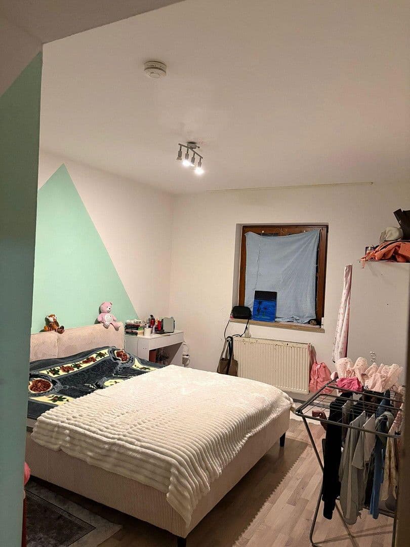 Pronájem bytu 4+1 105 m², Burglengenfeld, Bavorsko Pronájem bytu 4+1 105 m², Burglengenfeld, Bavorsko