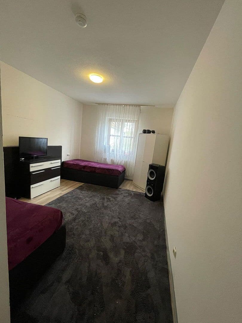 Pronájem bytu 4+1 105 m², Burglengenfeld, Bavorsko Pronájem bytu 4+1 105 m², Burglengenfeld, Bavorsko