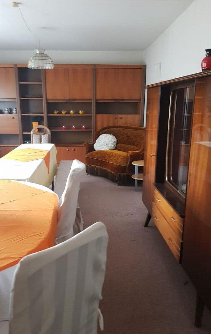 Prodej domu 217 m², pozemek 1.285 m², Kronau, Bádensko-Württembersko Prodej domu 217 m², pozemek 1.285 m², Kronau, Bádensko-Württembersko