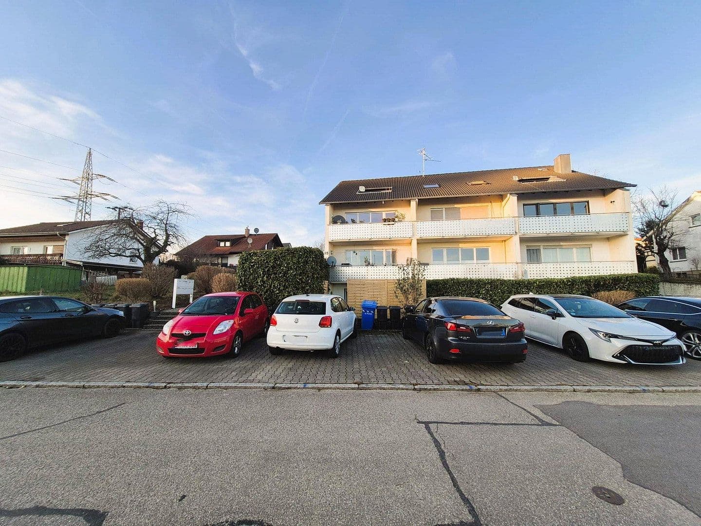 Pronájem bytu 2+1 67 m², Grenzach-Wyhlen, Bádensko-Württembersko Pronájem bytu 2+1 67 m², Grenzach-Wyhlen, Bádensko-Württembersko