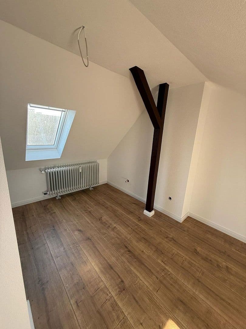 Pronájem bytu 1+1 40 m², Gutenbergstr. 2, Pforzheim, Bádensko-Württembersko Pronájem bytu 1+1 40 m², Gutenbergstr. 2, Pforzheim, Bádensko-Württembersko