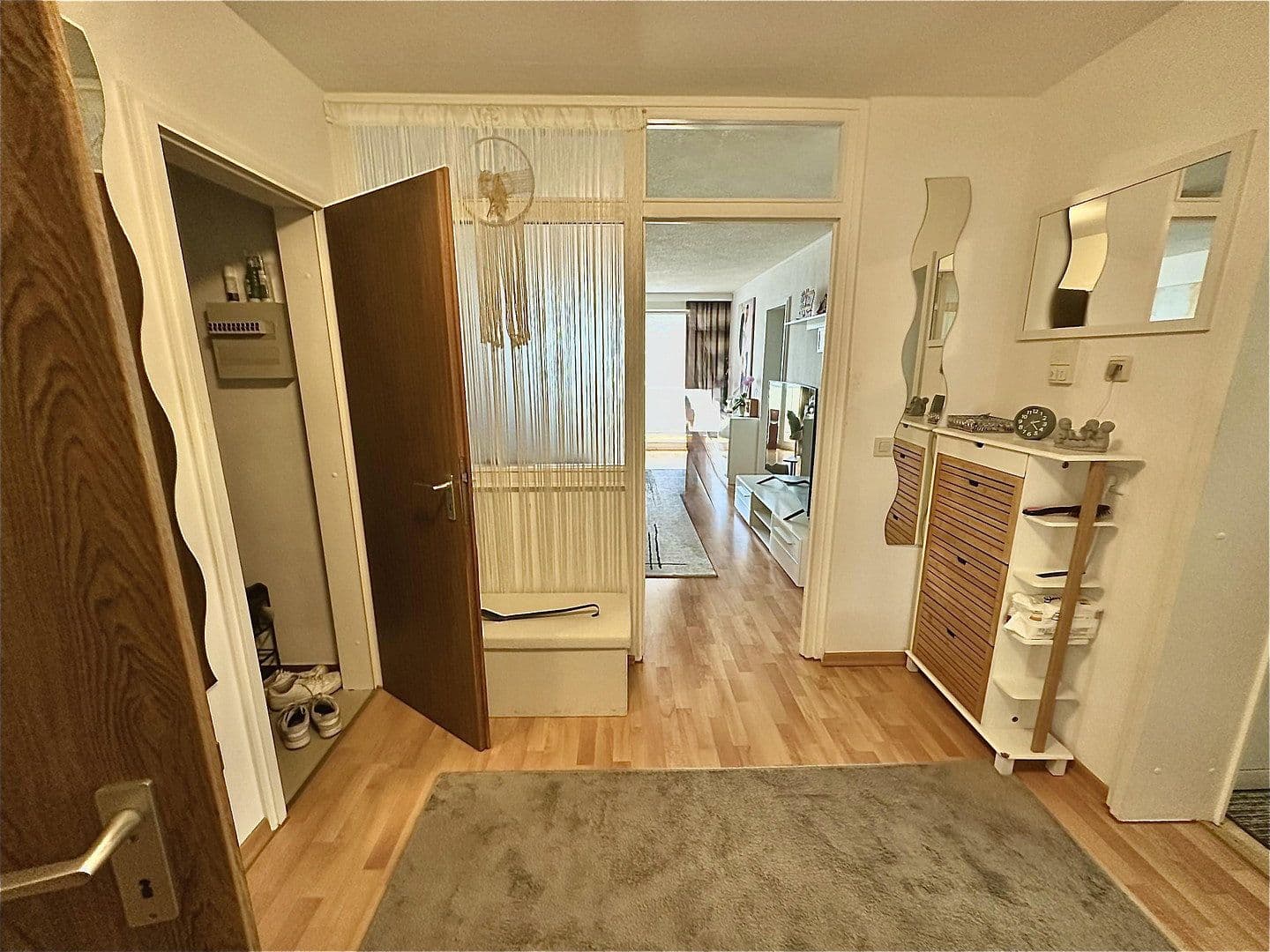 Prodej bytu 3+1 78 m², Im Erdelsflur 1, Idar-Oberstein, Porýní-Falc Prodej bytu 3+1 78 m², Im Erdelsflur 1, Idar-Oberstein, Porýní-Falc